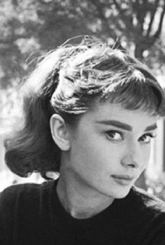 Biografia da Audrey Hepburn com Rooney Mara (2023)